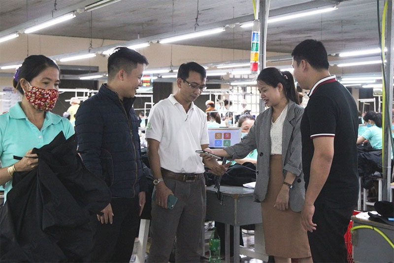 Cách lựa chọn nhà cung cấp thiết bị phụ trợ ngành may